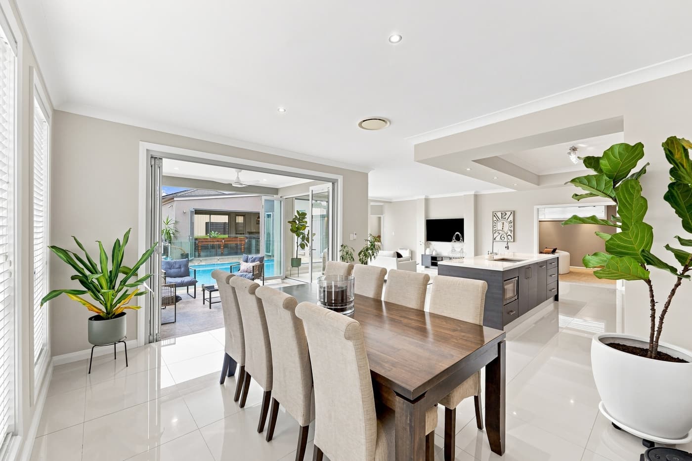 Dining room with garden outlook