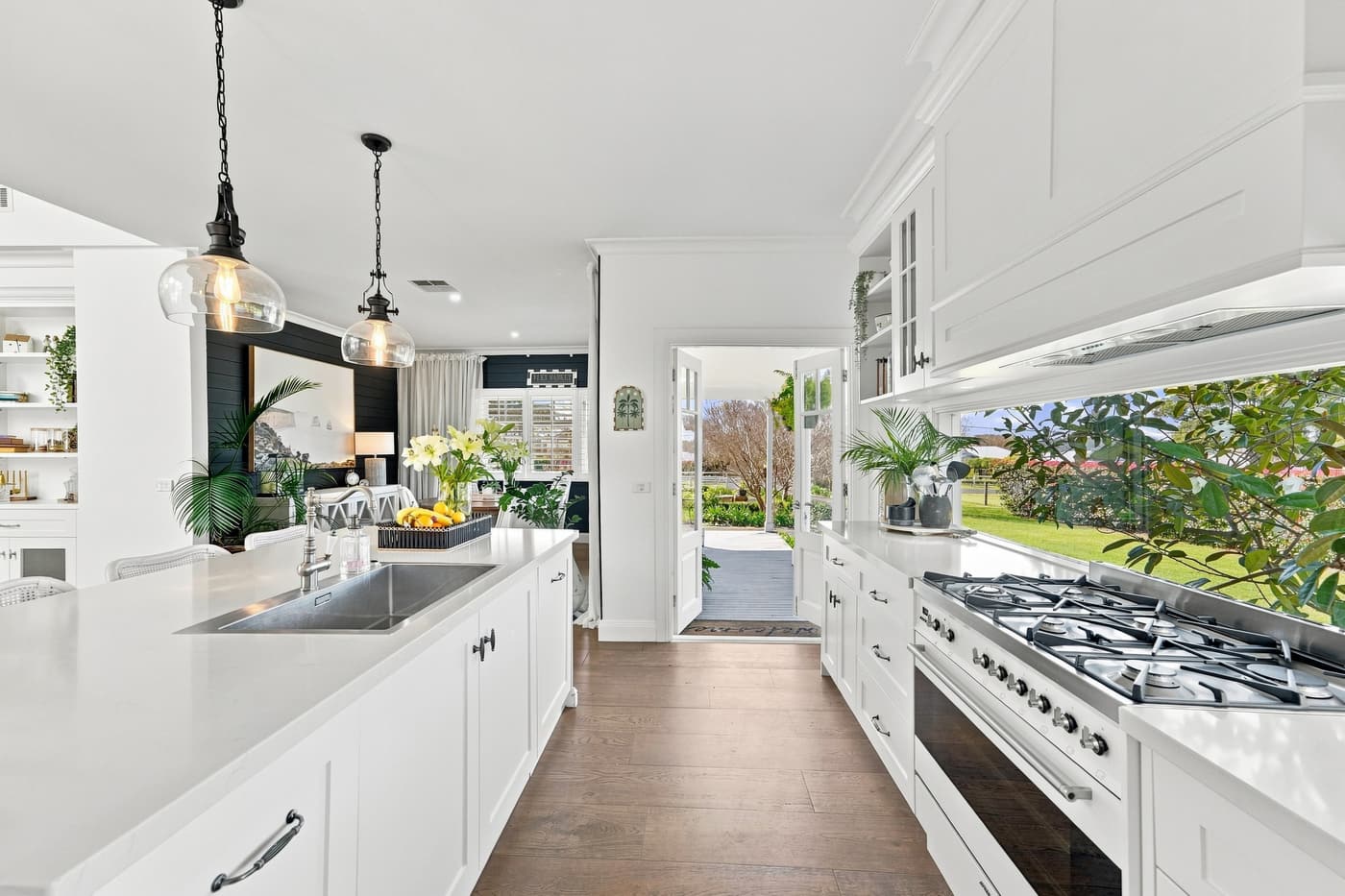 White kitchen with freestanding range